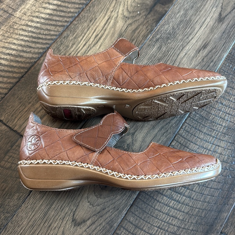 Rieker Brown Quilted Flats - Picture 2 of 8